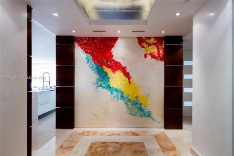 Condo in Miami Beach, Florida, 3 bedrooms  № 2032731 - photo 13