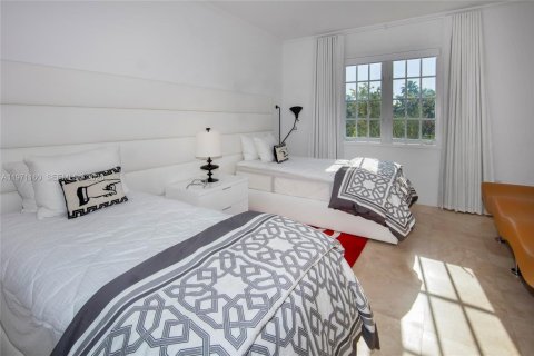 Condo in Miami Beach, Florida, 3 bedrooms  № 2032731 - photo 18