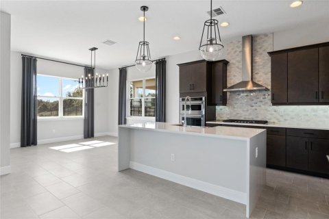 House in Montverde, Florida 4 bedrooms, 260.22 sq.m. № 1565640 - photo 15