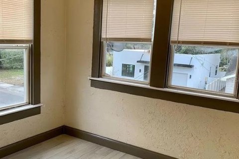 Appartement à louer à Tampa, Floride: 2 chambres, 385.73 m2 № 1906810 - photo 17