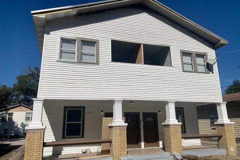 Appartement à louer à Tampa, Floride: 2 chambres, 385.73 m2 № 1906810 - photo 4
