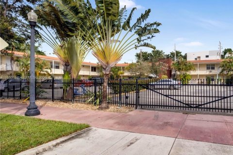 Copropriété à louer à Miami Beach, Floride: 1 chambre, 39.02 m2 № 2058482 - photo 22