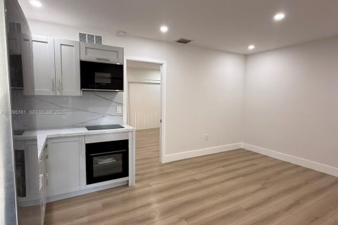 Copropriété à louer à Miami Beach, Floride: 1 chambre, 39.02 m2 № 2058482 - photo 16