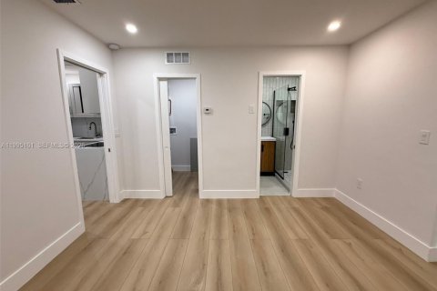 Copropriété à louer à Miami Beach, Floride: 1 chambre, 39.02 m2 № 2058482 - photo 9