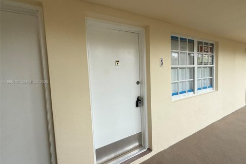 Copropriété à louer à Miami Beach, Floride: 1 chambre, 39.02 m2 № 2058482 - photo 14