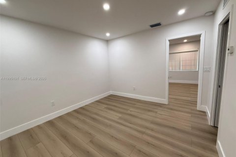 Copropriété à louer à Miami Beach, Floride: 1 chambre, 39.02 m2 № 2058482 - photo 7