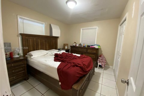 Снять в аренду виллу или дом в Майами, Флорида 3 спальни, 180.6м2, № 2010845 - фото 9