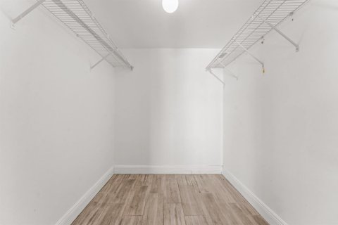 Copropriété à vendre à Fort Lauderdale, Floride: 2 chambres, 120.77 m2 № 2087393 - photo 26