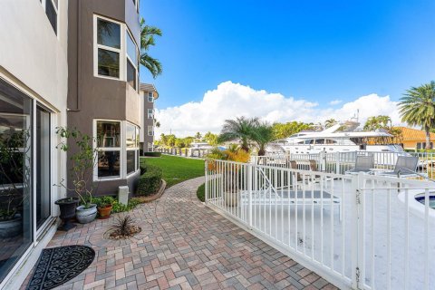 Copropriété à vendre à Fort Lauderdale, Floride: 2 chambres, 120.77 m2 № 2087393 - photo 29