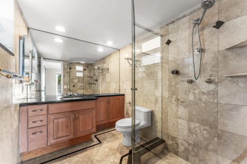 Copropriété à vendre à Fort Lauderdale, Floride: 2 chambres, 120.77 m2 № 2087393 - photo 25