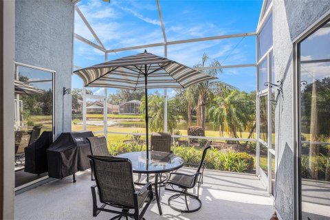 House in Valrico, Florida 4 bedrooms, 188.13 sq.m. № 1662663 - photo 2
