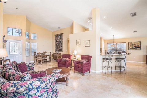 House in Valrico, Florida 4 bedrooms, 188.13 sq.m. № 1662663 - photo 5