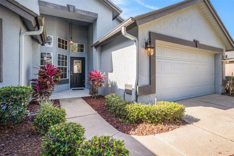 House in Valrico, Florida 4 bedrooms, 188.13 sq.m. № 1662663 - photo 3