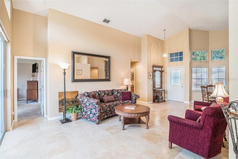 House in Valrico, Florida 4 bedrooms, 188.13 sq.m. № 1662663 - photo 6