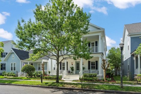 House in Orlando, Florida 4 bedrooms, 253.72 sq.m. № 2112743