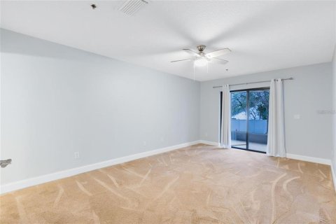 Condo in Altamonte Springs, Florida, 3 bedrooms № 2113819 - photo 21