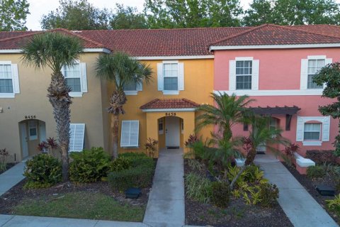 Adosado en venta en Kissimmee, Florida, 3 dormitorios, 119.94 m2 № 1597559 - foto 2