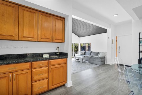 Купить таунхаус в Бока-Ратон, Флорида 3 спальни, 151.15м2, № 2029379 - фото 15