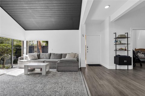 Купить таунхаус в Бока-Ратон, Флорида 3 спальни, 151.15м2, № 2029379 - фото 6