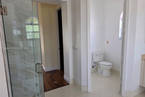 House in Miramar, Florida 4 bedrooms, 325.25 sq.m. № 2058733 - photo 24