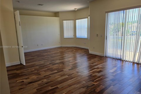 House in Miramar, Florida 4 bedrooms, 325.25 sq.m. № 2058733 - photo 26
