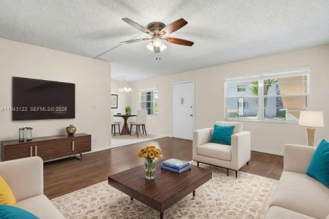 Copropriété à vendre à Pembroke Pines, Floride: 2 chambres, 96.99 m2 № 1999537 - photo 16