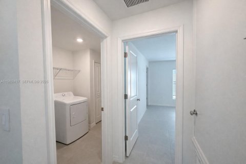 Villa ou maison à louer à Fort Myers, Floride: 4 chambres, 201.97 m2 № 2025130 - photo 17