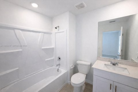 Villa ou maison à louer à Fort Myers, Floride: 4 chambres, 201.97 m2 № 2025130 - photo 22