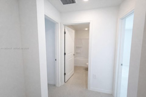 Villa ou maison à louer à Fort Myers, Floride: 4 chambres, 201.97 m2 № 2025130 - photo 25