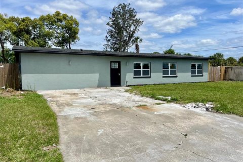 Casa en venta en Orlando, Florida, 4 dormitorios, 204.01 m2 № 2157104 - foto 3