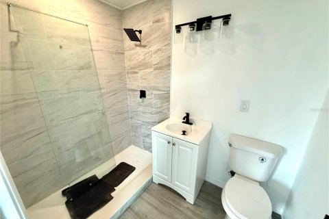 Casa en venta en Orlando, Florida, 4 dormitorios, 204.01 m2 № 2157104 - foto 23