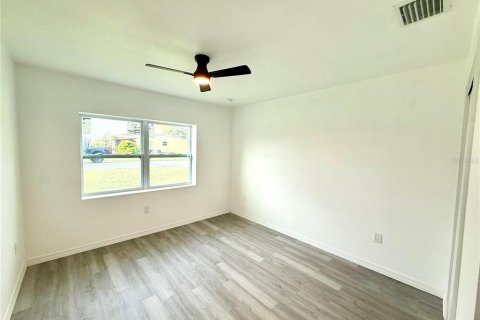 Casa en venta en Orlando, Florida, 4 dormitorios, 204.01 m2 № 2157104 - foto 20