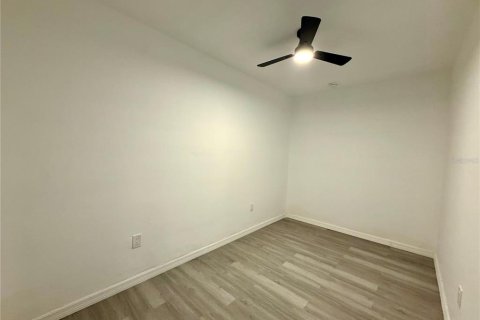 Casa en venta en Orlando, Florida, 4 dormitorios, 204.01 m2 № 2157104 - foto 17