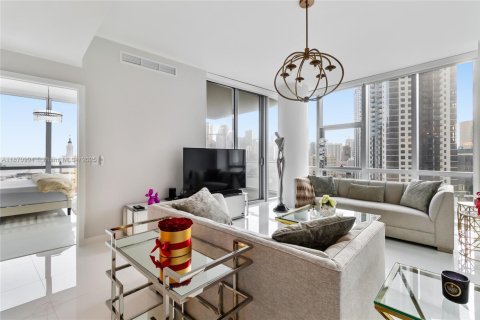 Copropriété à louer à Miami, Floride: 3 chambres, 203.27 m2 № 1920073 - photo 8