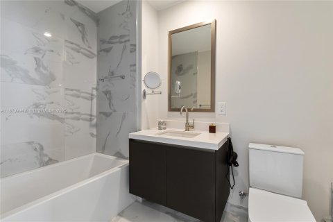 Copropriété à louer à Miami, Floride: 3 chambres, 203.27 m2 № 1920073 - photo 17