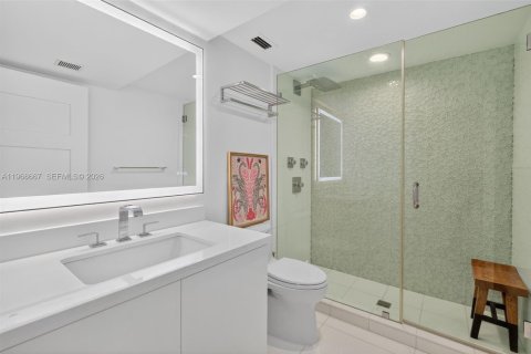 Condominio en venta en Key Biscayne, Florida, 3 dormitorios, 344.76 m2 № 2030769 - foto 25