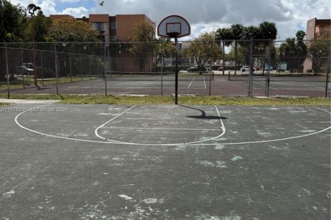 Купить кондоминиум в Майами, Флорида 2 спальни, 100.89м2, № 2043413 - фото 6