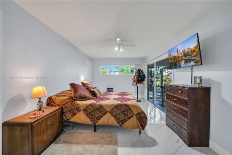 Снять в аренду виллу или дом в Кейп-Корал, Флорида 3 спальни, 120.49м2, № 2082371 - фото 17