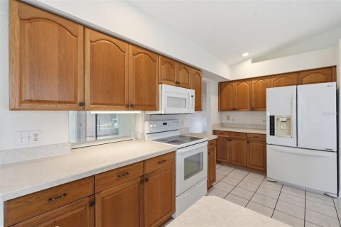Villa ou maison à vendre à New Port Richey, Floride: 2 chambres, 170.66 m2 № 2407161 - photo 14