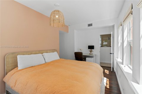 Condominio en venta en Miami Beach, Florida, 2 dormitorios, 94.76 m2 № 1707934 - foto 26