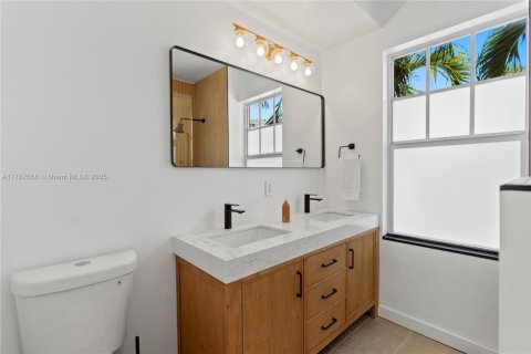 Condominio en venta en Miami Beach, Florida, 2 dormitorios, 94.76 m2 № 1707934 - foto 29