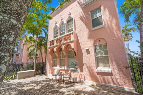 Condominio en venta en Miami Beach, Florida, 2 dormitorios, 94.76 m2 № 1707934 - foto 1