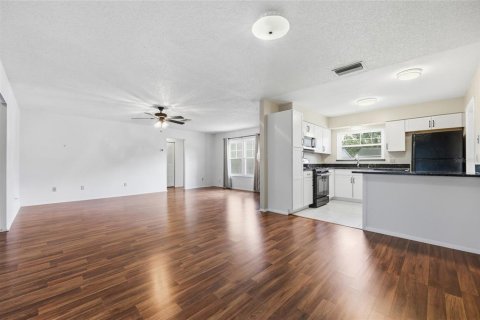 Casa en venta en Orlando, Florida, 2 dormitorios, 117.8 m2 № 2157089 - foto 21