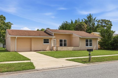 Casa en venta en Orlando, Florida, 2 dormitorios, 117.8 m2 № 2157089 - foto 11