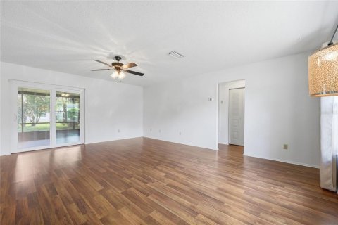 Casa en venta en Orlando, Florida, 2 dormitorios, 117.8 m2 № 2157089 - foto 16