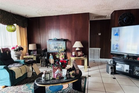 House in Lauderhill, Florida 3 bedrooms № 2033394 - photo 3