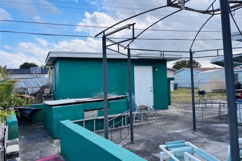 House in Lauderhill, Florida 3 bedrooms № 2033394 - photo 16