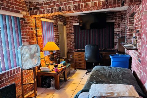 House in Lauderhill, Florida 3 bedrooms № 2033394 - photo 6