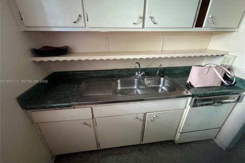 Condominio en venta en Fort Lauderdale, Florida, 2 dormitorios, 73.58 m2 № 2033476 - foto 13