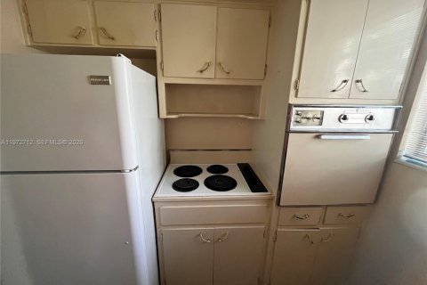 Condominio en venta en Fort Lauderdale, Florida, 2 dormitorios, 73.58 m2 № 2033476 - foto 7